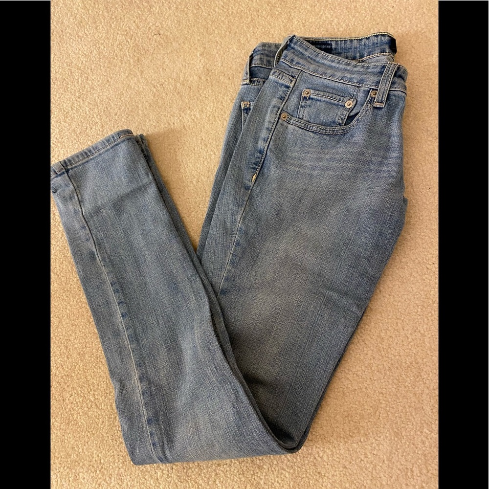Levi’s women 524 jeans